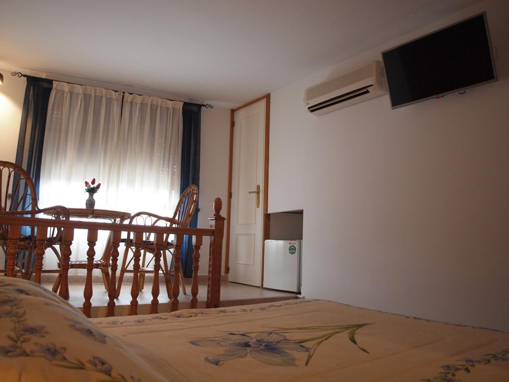 Standard Double Room,193371967:JPEG